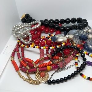 Fashion necklace lot